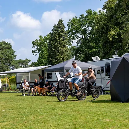 Stellplatz Basic 58 Mit Wasser, Abwasser, Strom Nach Bedarf