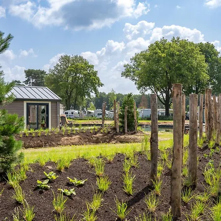 Parque de Campismo Stellplatz Basic 58 Mit Wasser, Abwasser, Strom Nach Bedarf *