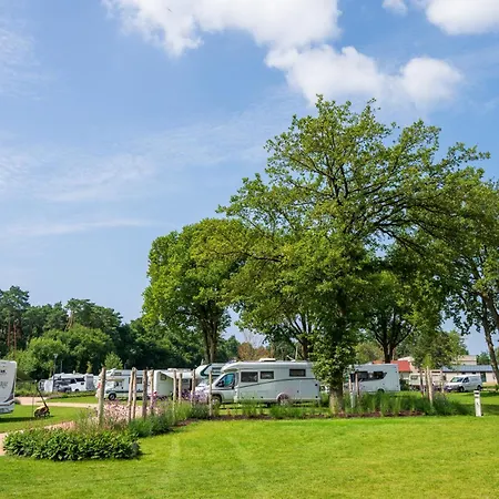 Stellplatz Basic 58 Mit Wasser, Abwasser, Strom Nach Bedarf