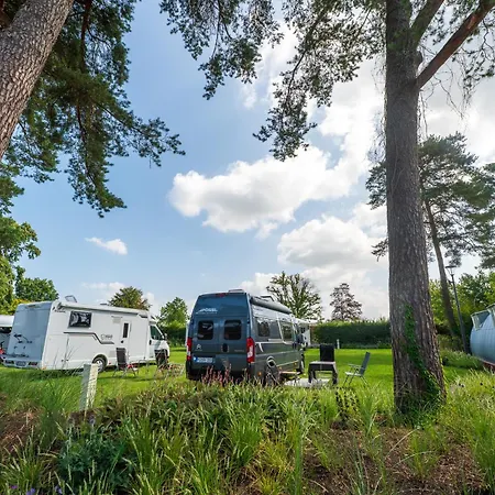 Stellplatz Basic 58 Mit Wasser, Abwasser, Strom Nach Bedarf Campeggio *
