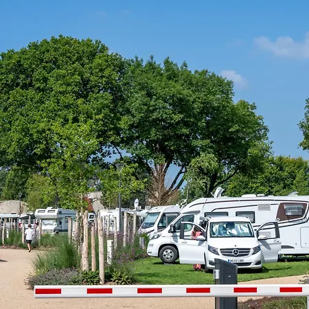 Stellplatz Basic 58 Mit Wasser, Abwasser, Strom Nach Bedarf